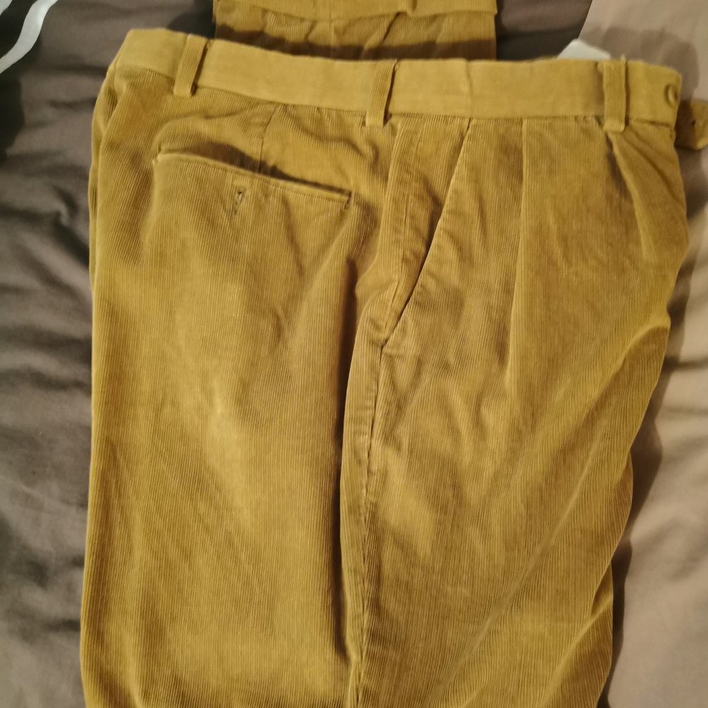 Perry Ellis Men's Cords long pants
